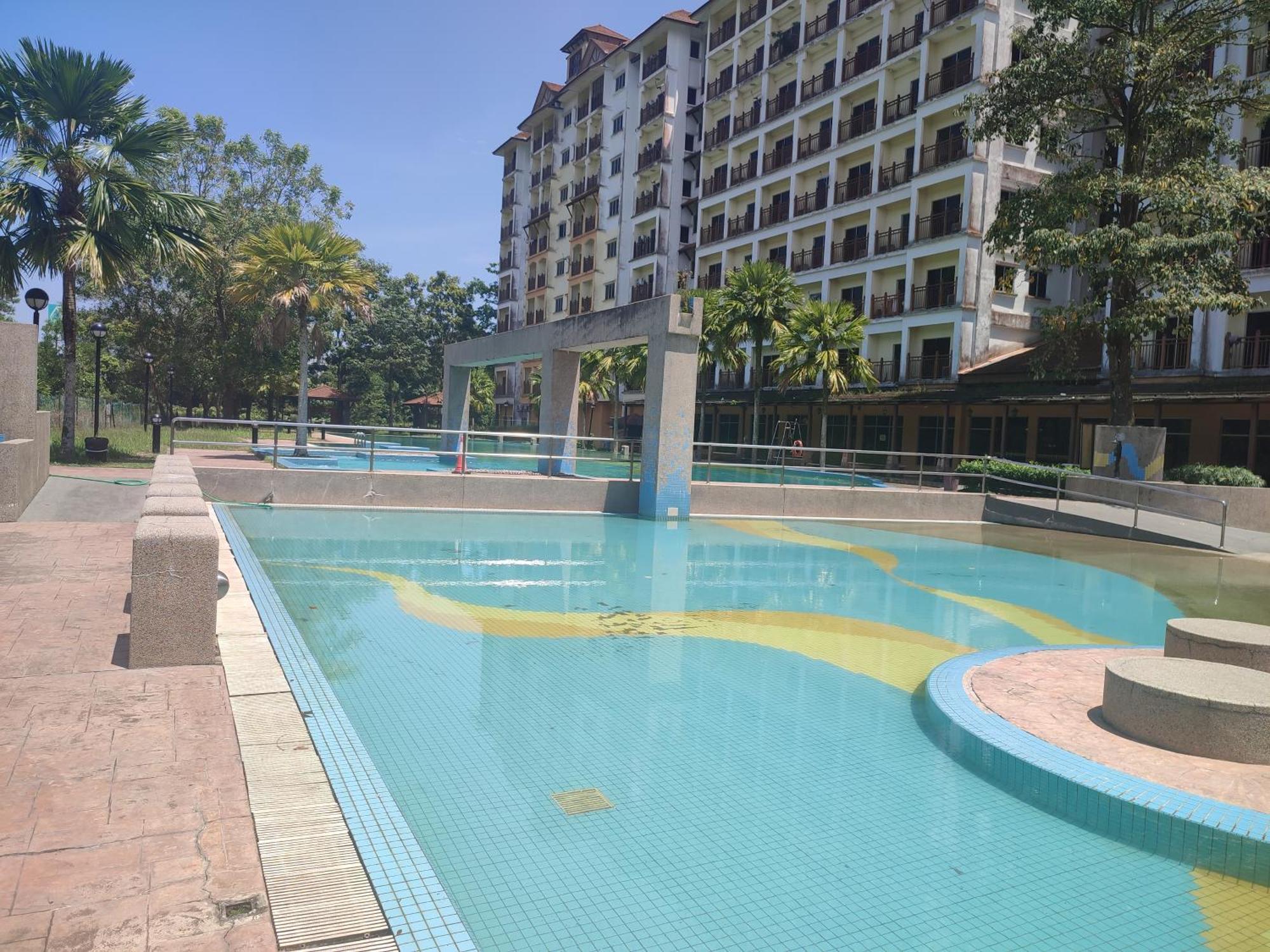 Sofea Inn Bukit Merah - Suria A7733 Kampong Selemat Luaran gambar