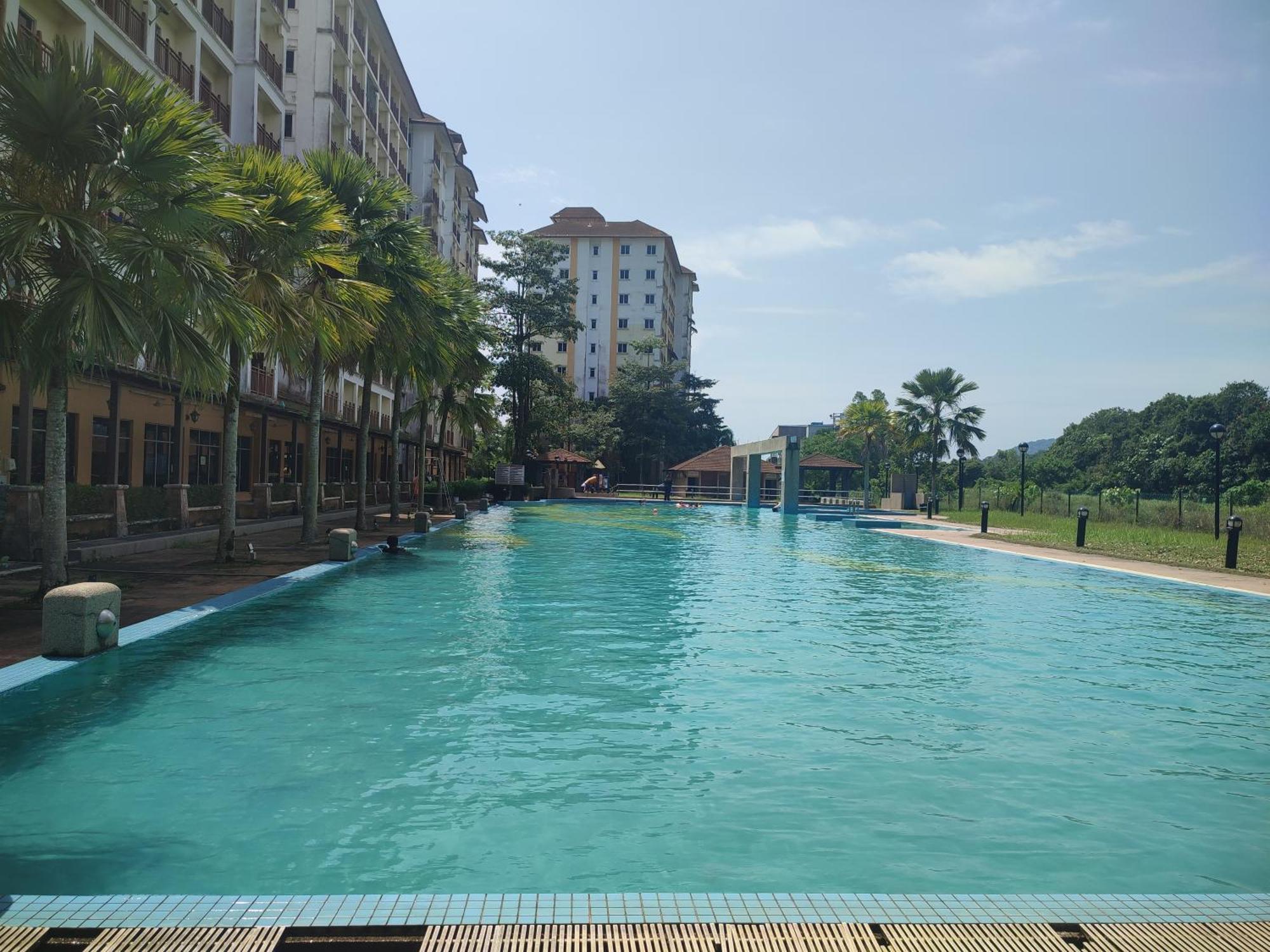 Sofea Inn Bukit Merah - Suria A7733 Kampong Selemat Luaran gambar