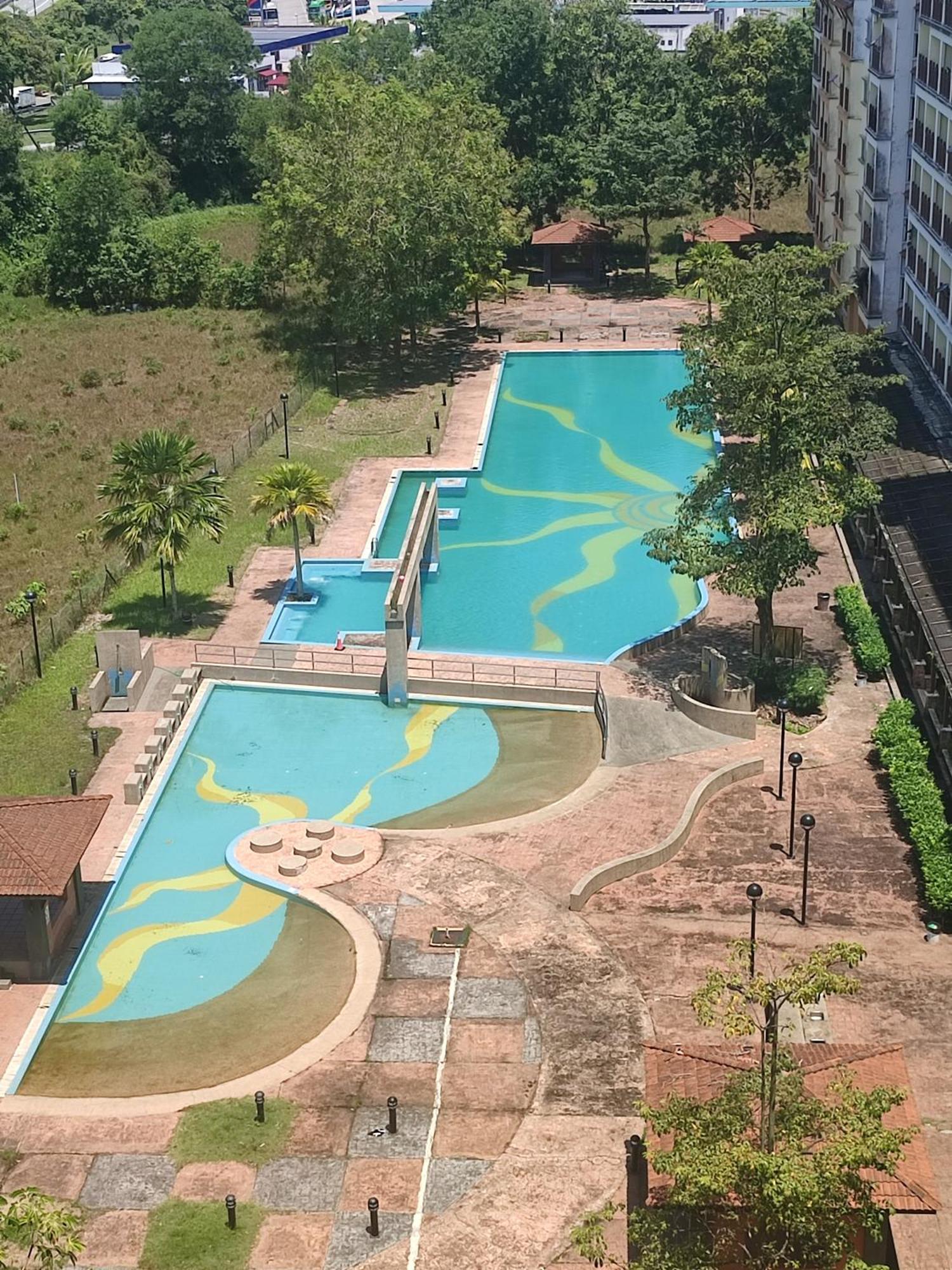Sofea Inn Bukit Merah - Suria A7733 Kampong Selemat Luaran gambar